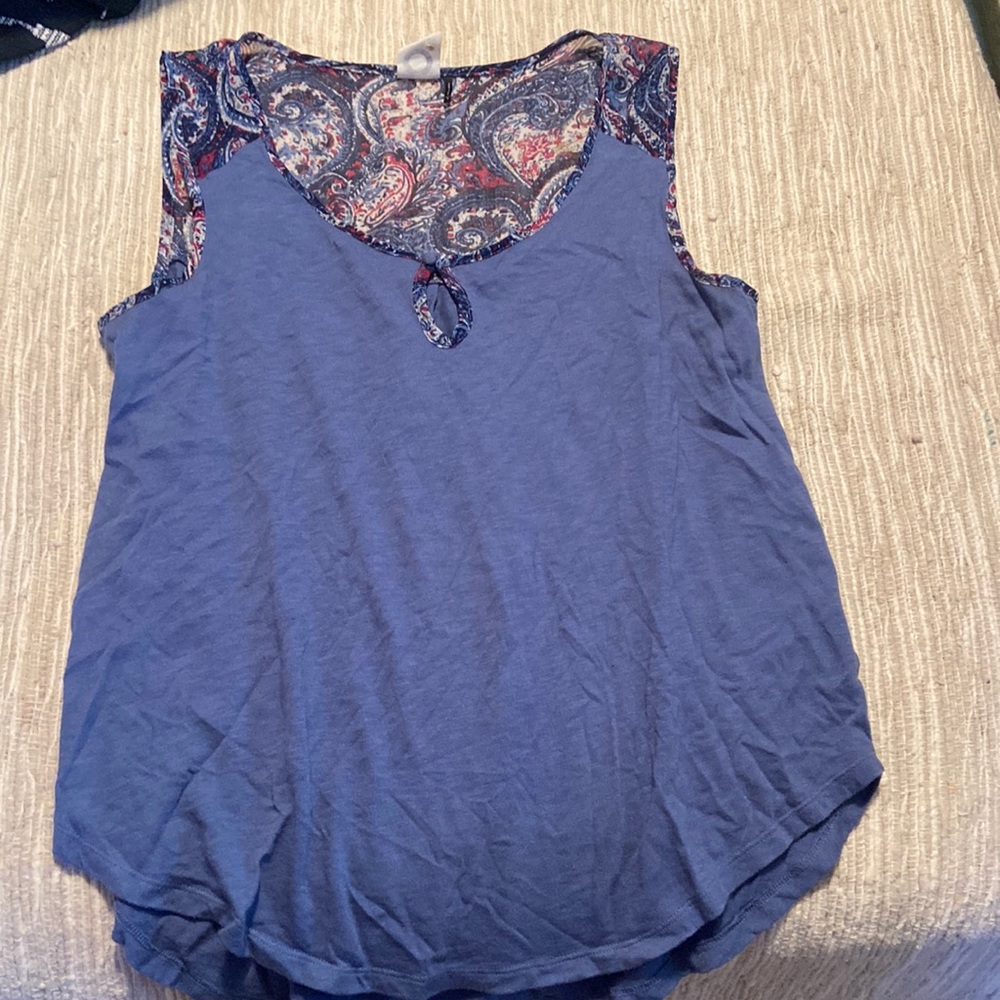 Akemi and Kin top from Anthropologie worn once